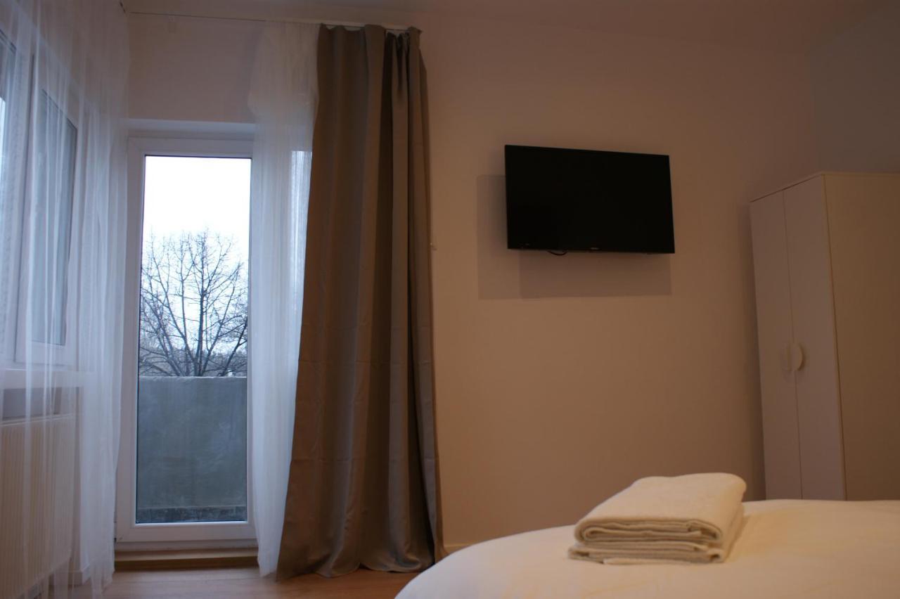On The River Ultra Central Suites Bucureşti Eksteriør bilde