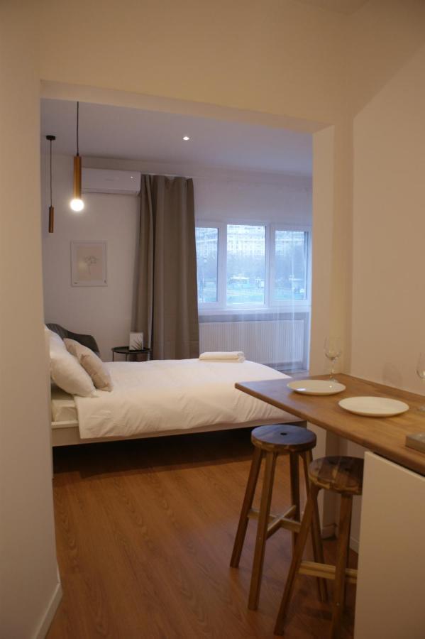 On The River Ultra Central Suites Bucureşti Eksteriør bilde