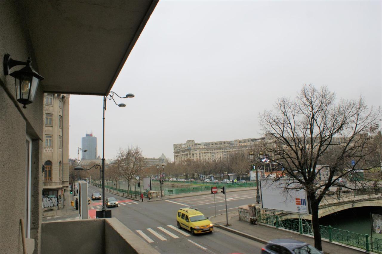 On The River Ultra Central Suites Bucureşti Eksteriør bilde