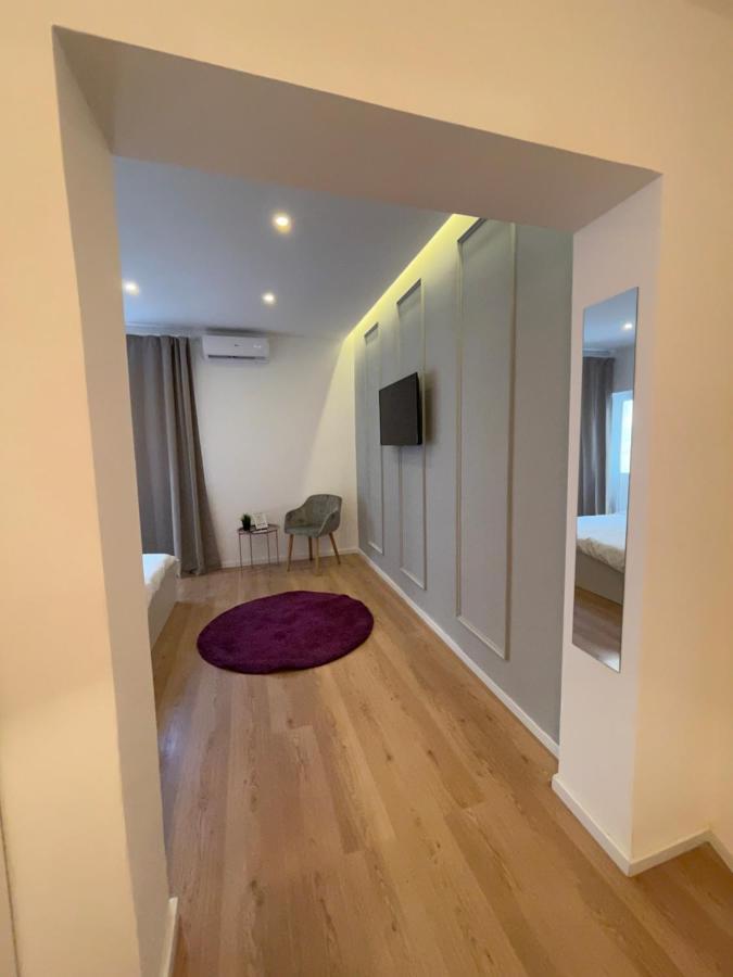 On The River Ultra Central Suites Bucureşti Eksteriør bilde